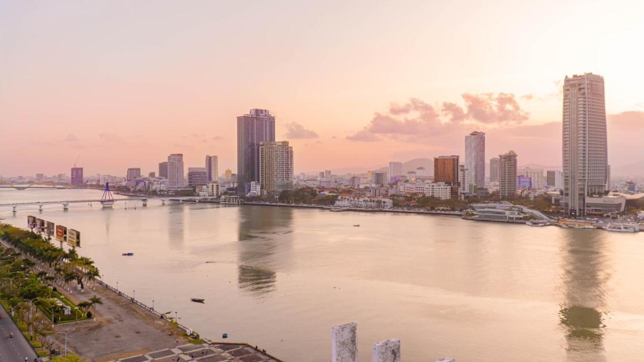 Star City Riverside Hotel By Haviland Da Nang Exterior photo