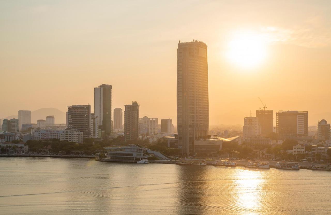 Star City Riverside Hotel By Haviland Da Nang Exterior photo