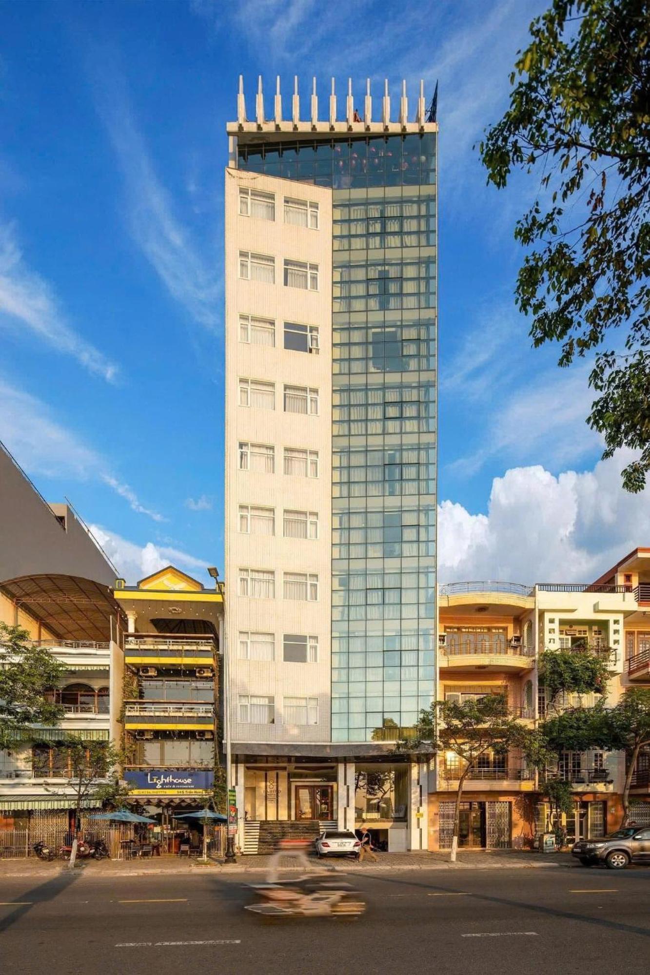Star City Riverside Hotel By Haviland Da Nang Exterior photo