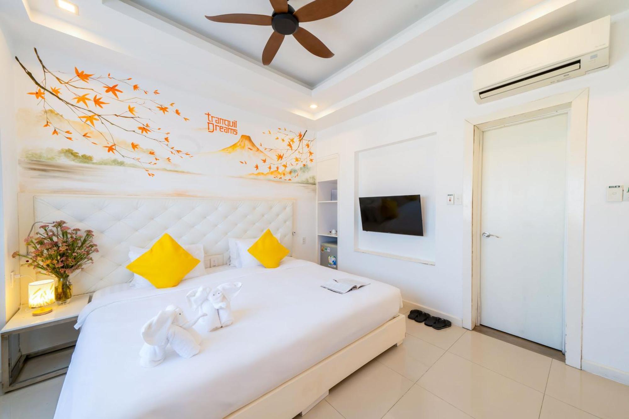 Star City Riverside Hotel By Haviland Da Nang Exterior photo