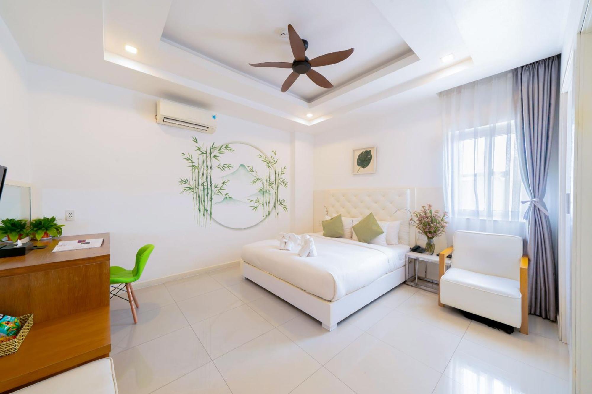 Star City Riverside Hotel By Haviland Da Nang Exterior photo