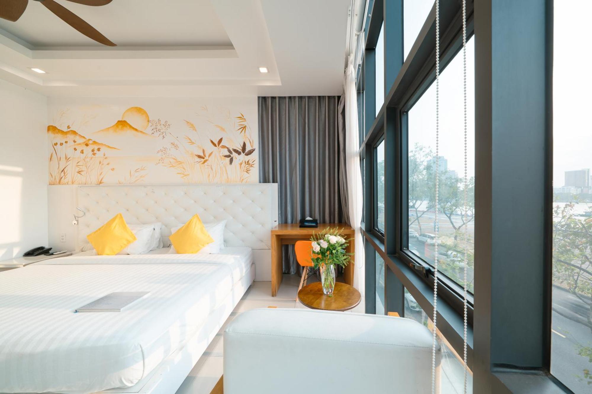 Star City Riverside Hotel By Haviland Da Nang Exterior photo