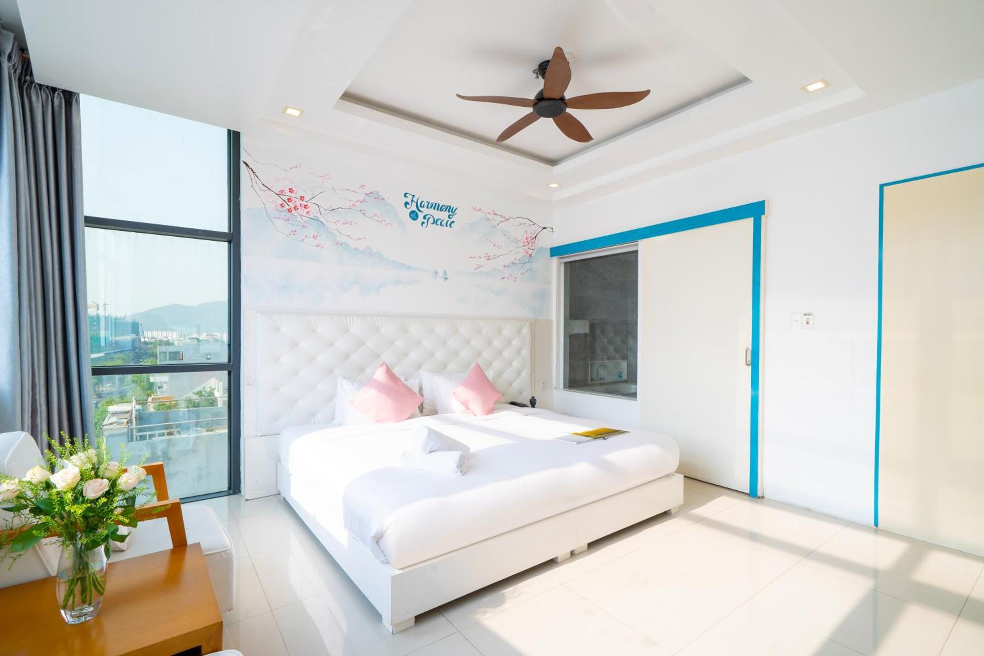 Star City Riverside Hotel By Haviland Da Nang Exterior photo