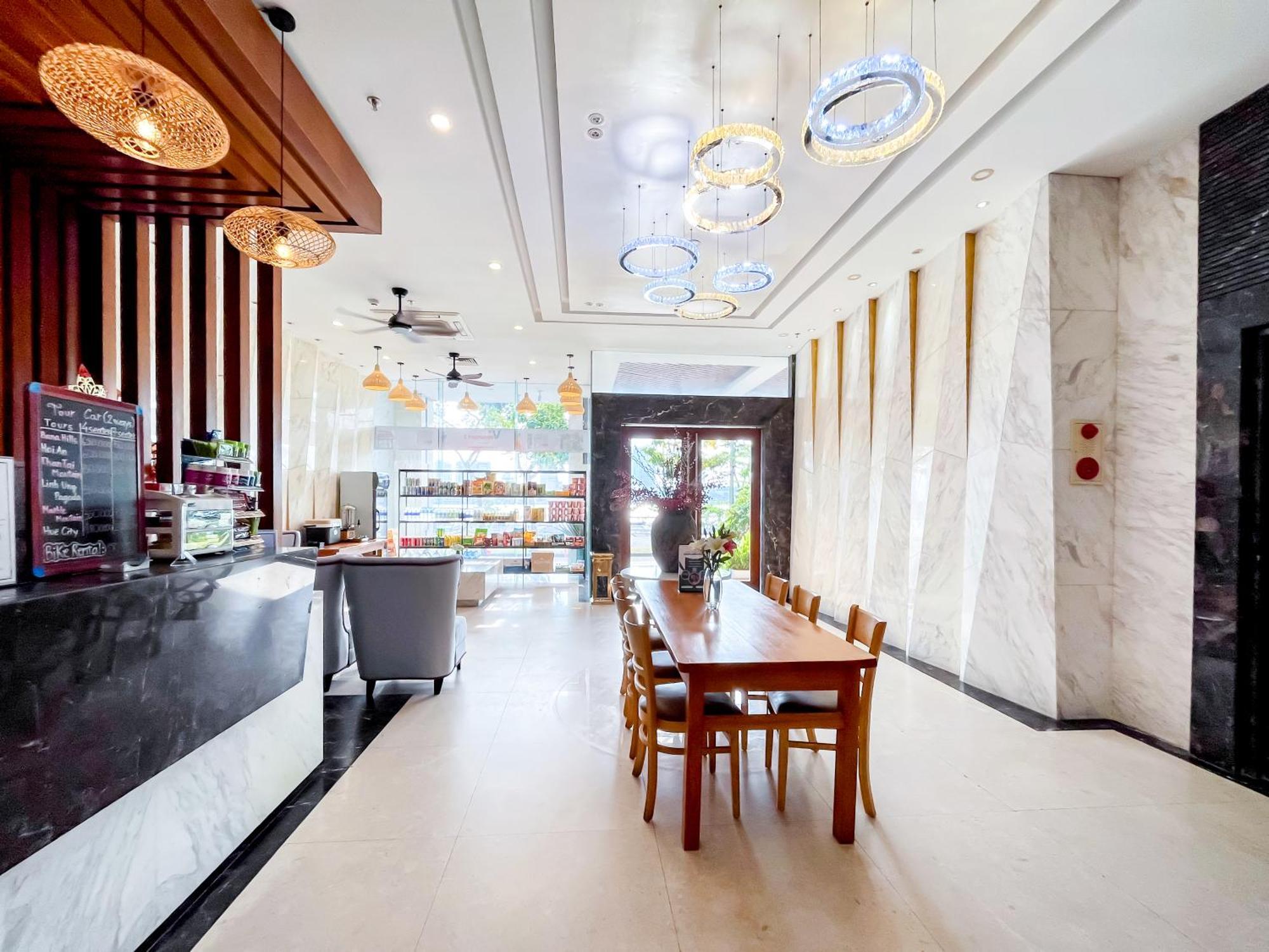 Star City Riverside Hotel By Haviland Da Nang Exterior photo